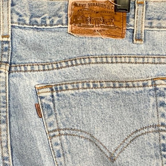Vinatge LEVIS Mens Jeans Sz 34x29 Relaxed 540 Straight Brown Tab Light Wash Blue - Picture 3 of 12